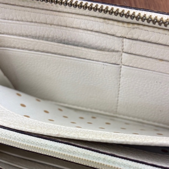 🔥🔥🔥Kate Spade Rose Gold Zip Wallet🔥🔥🔥 ***READ DESCRIPTION*** - Picture 6 of 16